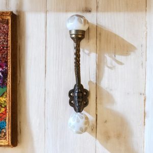 White Etched ceramic knob hook(1)