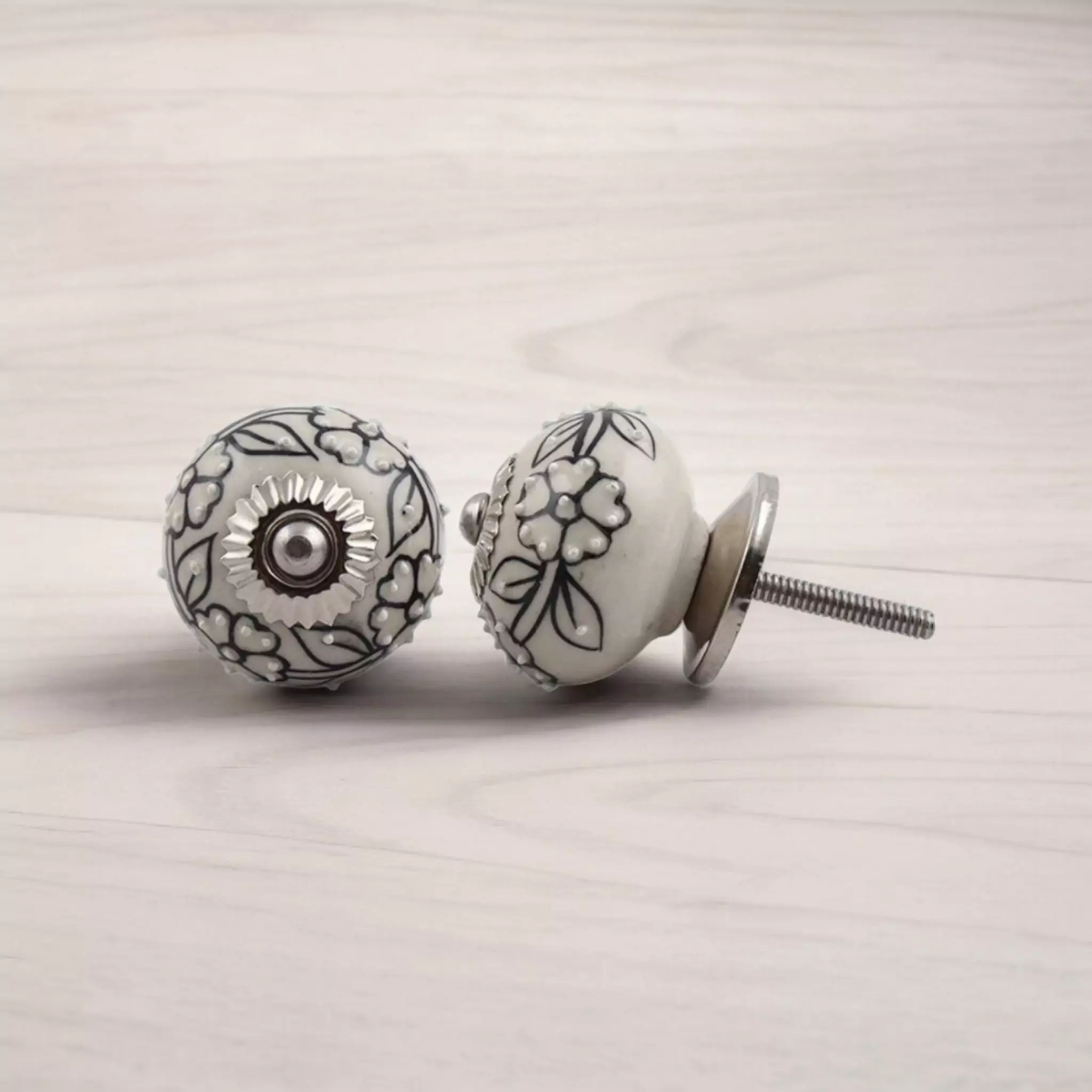 The Embossed Black Flowers Pull Ceramic Cabinet Door Knobblack-floral-ceramic-knob