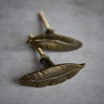 The Antique Bronze Feather Pull Unique Birds Feather Knob