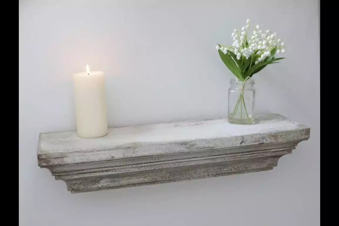 The Victorian Crowned Shelf