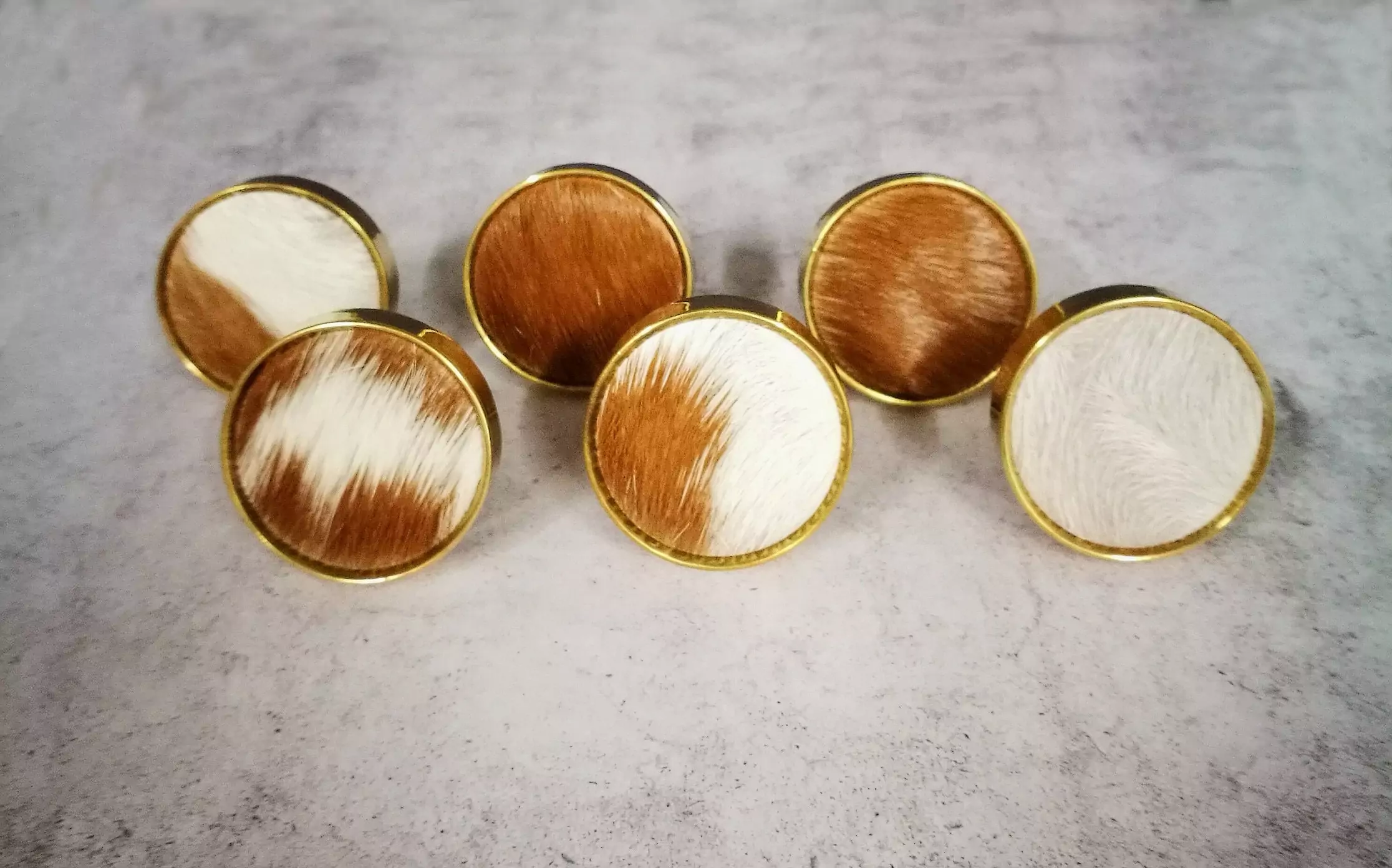 The Horse Hair Knob