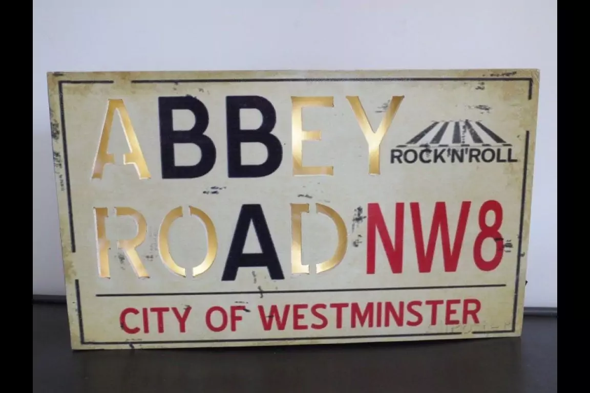 Vintage Wall Decor Rustic London, Abbey Road NW8, City Of Westminster Wall-mountable