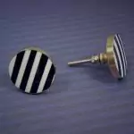 The Bone Lines - Blue & White Pull Marbled Lined Door Knob