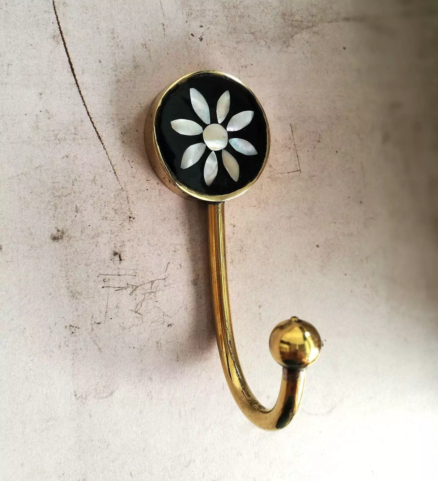 The Pearl Flower Hook