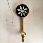 The Pearl Flower Hook
