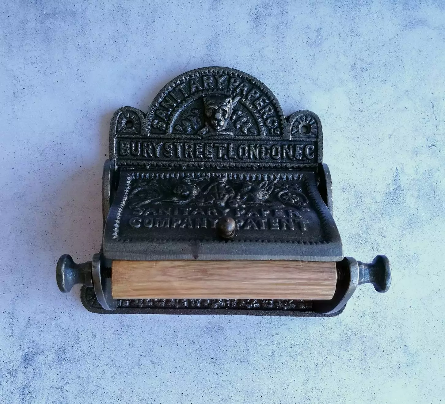 The Iron Bury Street Toilet Roll Holder