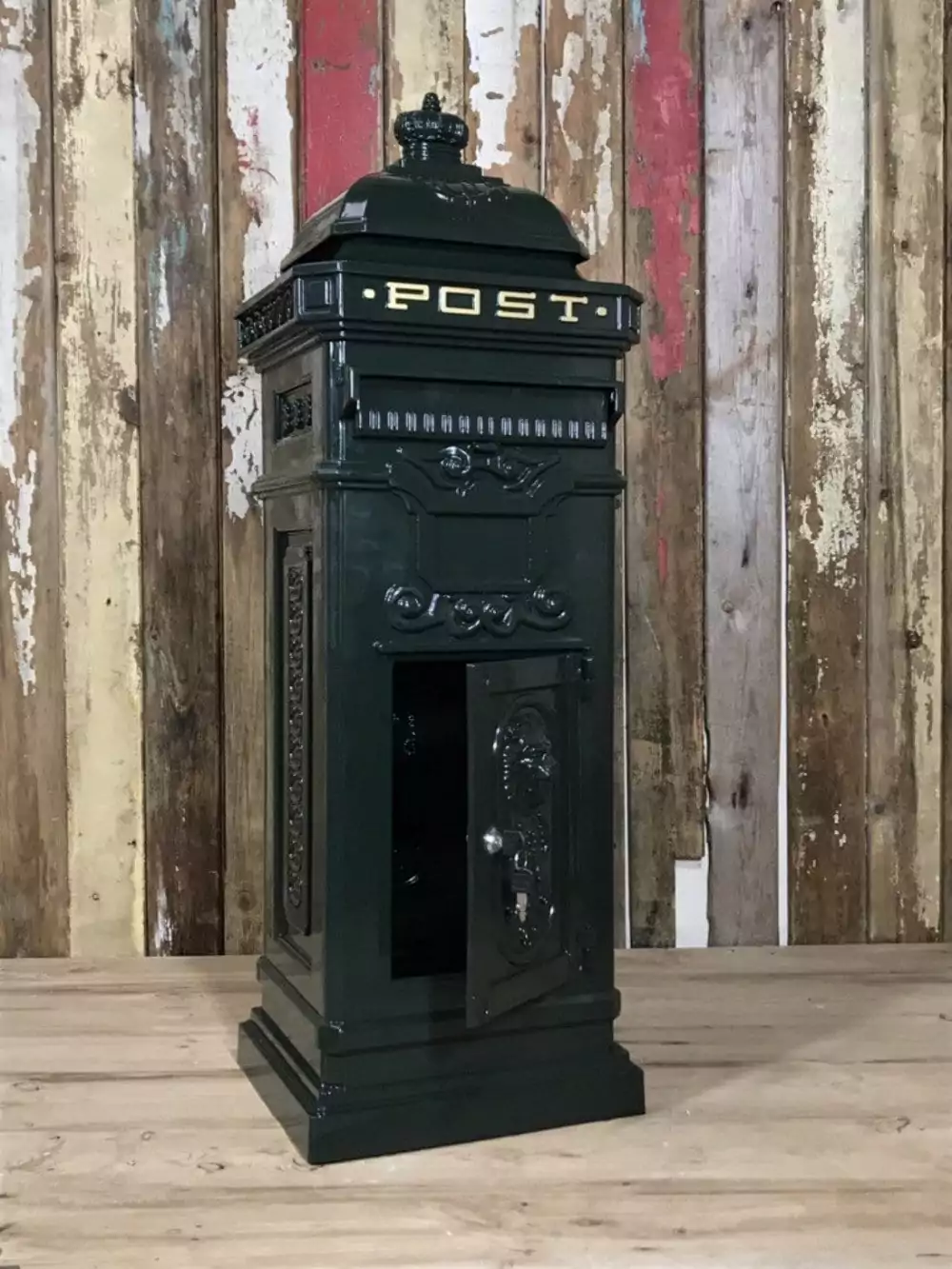 English vintage green letterbox