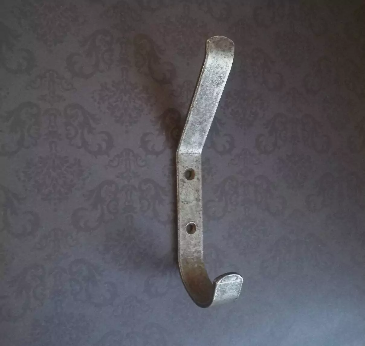 The Simple Iron School Hook