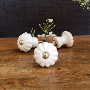 The White Elemental Flower Small Ceramic Cabinet Knob