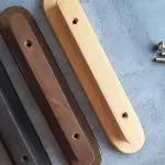The Walnut Handle - Large