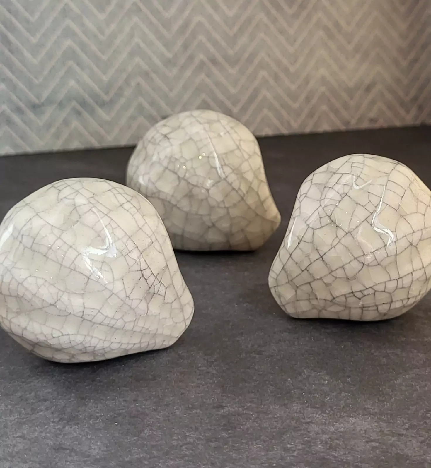 The Cracked Sea Shell White Crackle Glaze Ceramic Knob