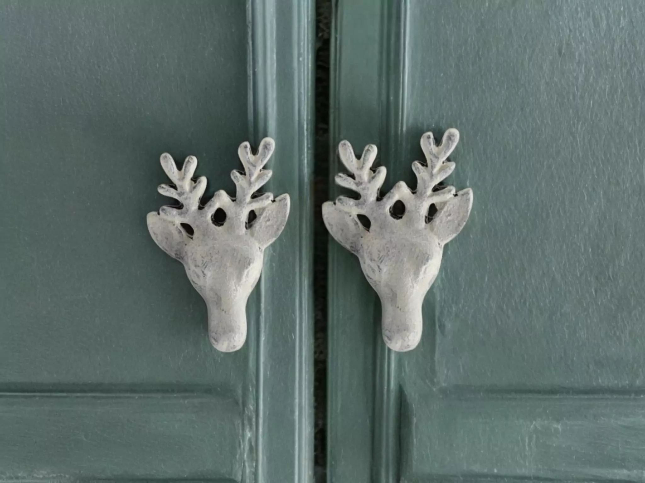 The White Stags Head Knob Shabby Chic Deers Head Handle