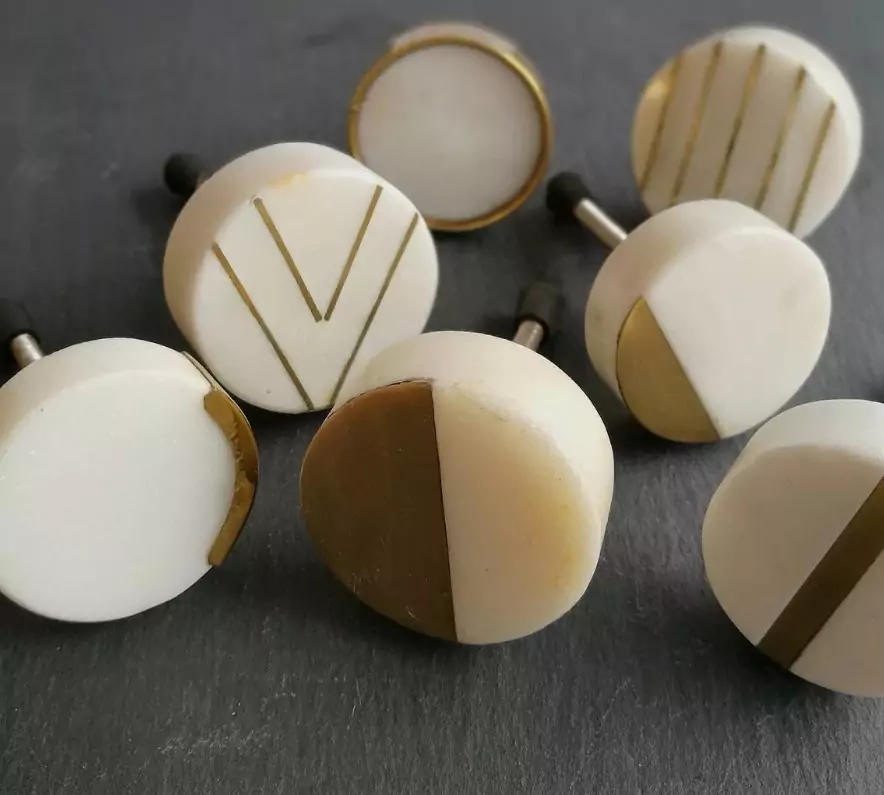 The Quarter Circle White Stone