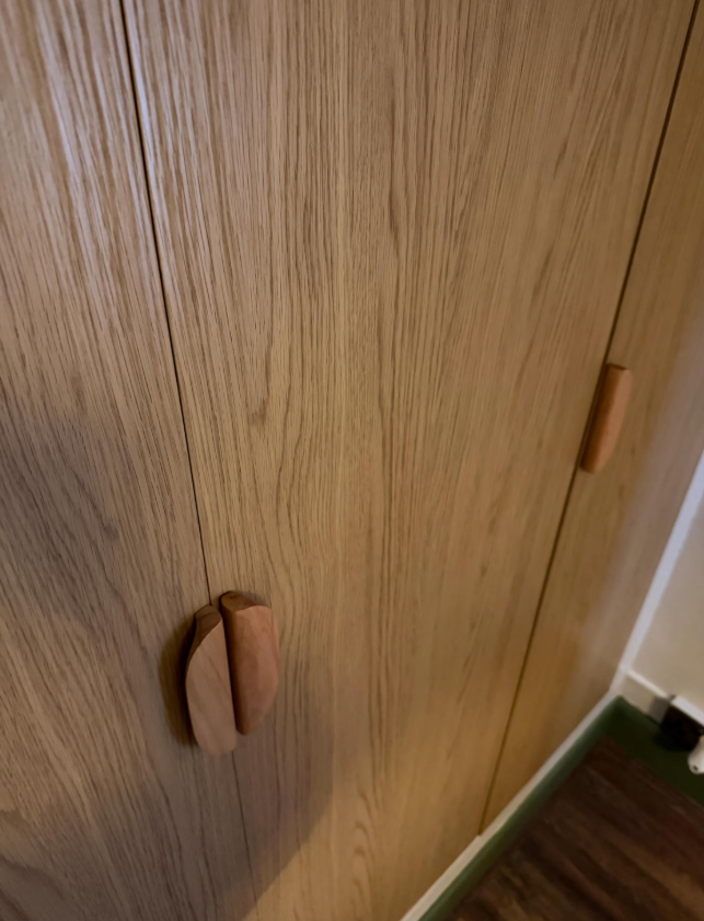 The Beech Drawer Handle - Large photo review
