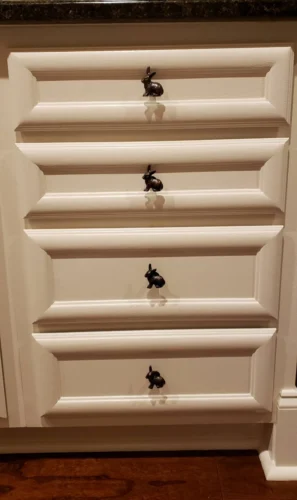 bronze-bunny-knobs
